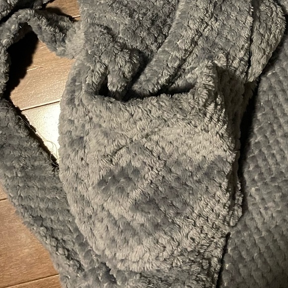 Carole Hochman Robe - Picture 3 of 5